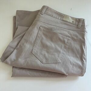 Peter Millar Men's Pants Khaki Chinos Golf Size 38x30 Casual Business
